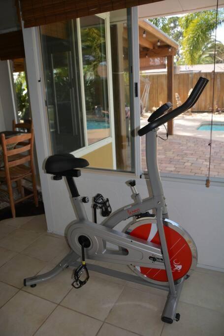 Merritt Island Tropical Island Escape Near Disney, Beach, Cruise מראה חיצוני תמונה